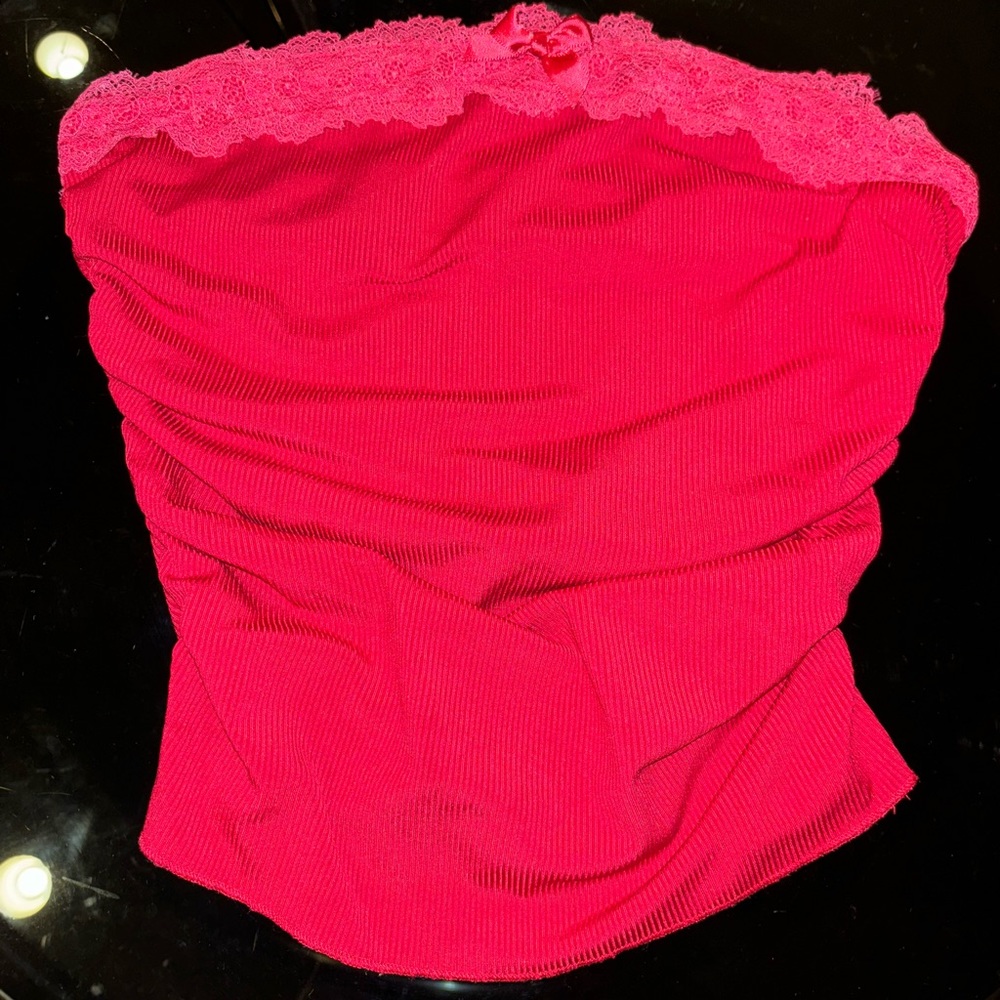 Red/ magenta tube top